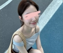 旅館前檯櫃姐：蓉兒160.C.45.24歲 小隻身體 常在健身 慾望很大 69姿勢很適合 嬌喘誘人
