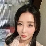 熟女茶：蕾蕾164.C+.48.36歲 性感身材 喜歡車燈 挑逗你 火辣敢玩
