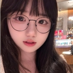 甜美可愛的小圓臉妹妹：愛莎158.B.43.19歲 像洋娃娃一樣惹人憐愛