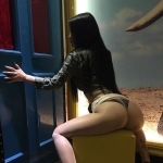 你平時經常問可馨有大奶子的嗎？一般都是說D E這樣子你們不感興趣 哈哈 有一個H奶的