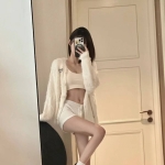 愛健身的正妹：美慧163.C.47.23歲 身材曲線美 笑起來甜甜 給人很親切 鄰家女孩fu