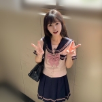 嬌小學生妹：妮妮157.B.46.19歲 甜美的臉蛋 口交很會吸 水很多 新鮮蜜汁鮑魚