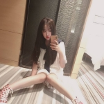 學生援交妹：草莓157.B.18歲 清純純天然 皮膚雪白嫩滑 性格極好