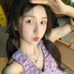 在校小仙女：萌萌158.44.B.19歲 粉嫩軟萌 超甜娃娃臉 調皮又撩人！火車便當絕配