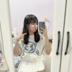 幼齒高中生：叮噹156.C.43.18歲 剛成年的妹妹 第一次報班 單眼皮沒化妝 臉看起來特嫩