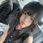 清純學生妹：子涵157.C.44.19歲 很可愛的年輕嫩妹 娃娃臉蛋 嬌小型身材 超級幼齒