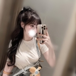 靜宜學生妹：小米158.D.45.20歲 身材前凸後翹臉蛋精緻 白皙童體 小嘴巴很會吸很會舔