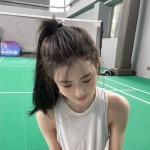 超嫩學生：小魚154.C.42.20歲 純真少女意外下海！超嫩的18歲女孩