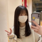 台灣蘿莉送茶：沛沛158.C.44.19歲 學生妹風格 蘿莉可愛臉蛋清純帶稚氣 天真可愛