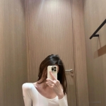 可馨外送茶：米朵165.D+.48.22歲 皮膚白皙 在床上非常主動 熱情 服務高度的配合度