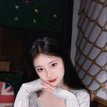 台灣外送茶：語彤165.47.C.26歲 長髮配紅唇 高冷氣場滿點