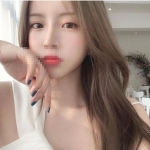 私藏紅牌搶頭香：沐凡170.D.49.22歲 氣質時尚網拍 風騷迷人 完全女友feel