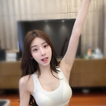 台灣外送茶：樂彤166.D.50.24歲 身材前凸後翹臉蛋精緻 她可用雙乳夾住你的弟弟