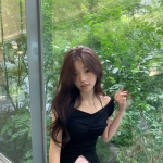 淫蕩學生妹：迪漫157.B+.44.22歲 青澀小臉 操起來極度騷浪 看似清純 但內在是個騷貨