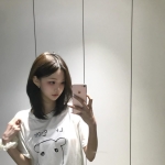 學生妹外約：朵拉159.B+.46.21歲 老師同學眼中的乖巧學生 現在化身為淫蕩女孩 可預約