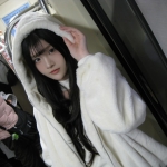 大一學生妹：紫紫160.C.44.19歲 氣質清純又可愛 有哥哥想要體驗清純大一妹妹嗎？