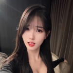 淫蕩補習班老師：芷晴162.E.46.27歲 白天教書 晚上趴著等幹！裡面什麼都沒穿 等你來