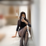 氣質輕熟女：瑩雪166.D.47.28歲 這妹子偏騷😏性慾也很強 以前跟男友 一晚至少4次起