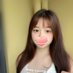 可馨外送茶：朵朵159.E.47.23歲 甜美可愛的臉蛋 對自己身材要求很高 時常都有在鍛煉