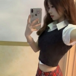 甜美高中：小麥160.C.43kg.19歲單純無害外型，淡妝素顏都很吸睛